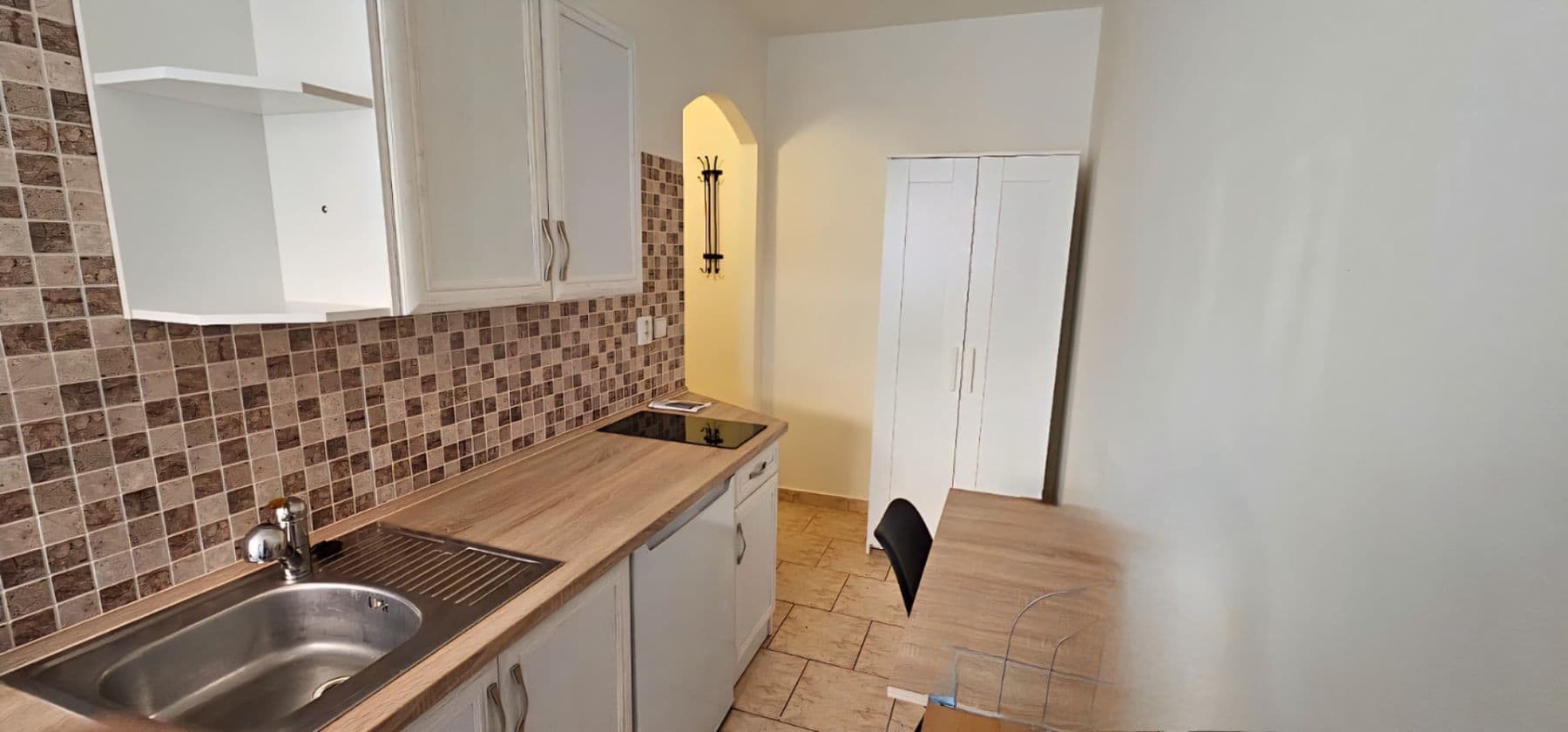 Prenájom bytu 1-izbový 20 m², Klatovská, Plzeň, Plzeňský kraj Prenájom bytu 1-izbový 20 m², Klatovská, Plzeň, Plzeňský kraj