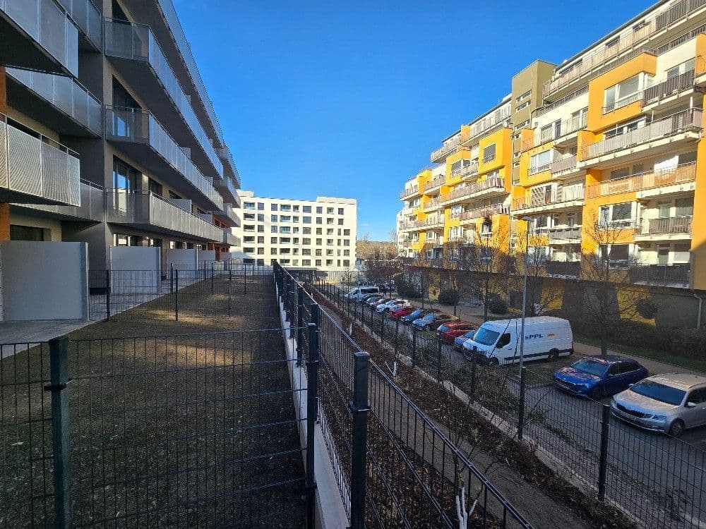Prenájom bytu 1-izbový 35 m², Pod Harfou, Praha, Praha Prenájom bytu 1-izbový 35 m², Pod Harfou, Praha, Praha