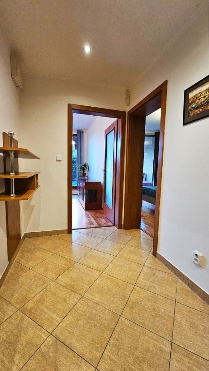 Prenájom bytu 2-izbový 120 m², Nad Dalejským údolím, Praha, Praha Prenájom bytu 2-izbový 120 m², Nad Dalejským údolím, Praha, Praha