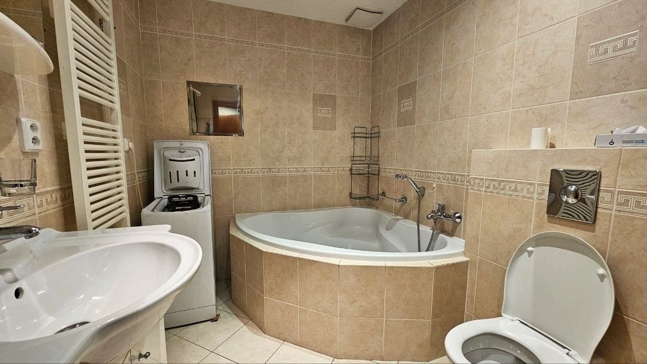 Prenájom bytu 2-izbový 120 m², Nad Dalejským údolím, Praha, Praha Prenájom bytu 2-izbový 120 m², Nad Dalejským údolím, Praha, Praha