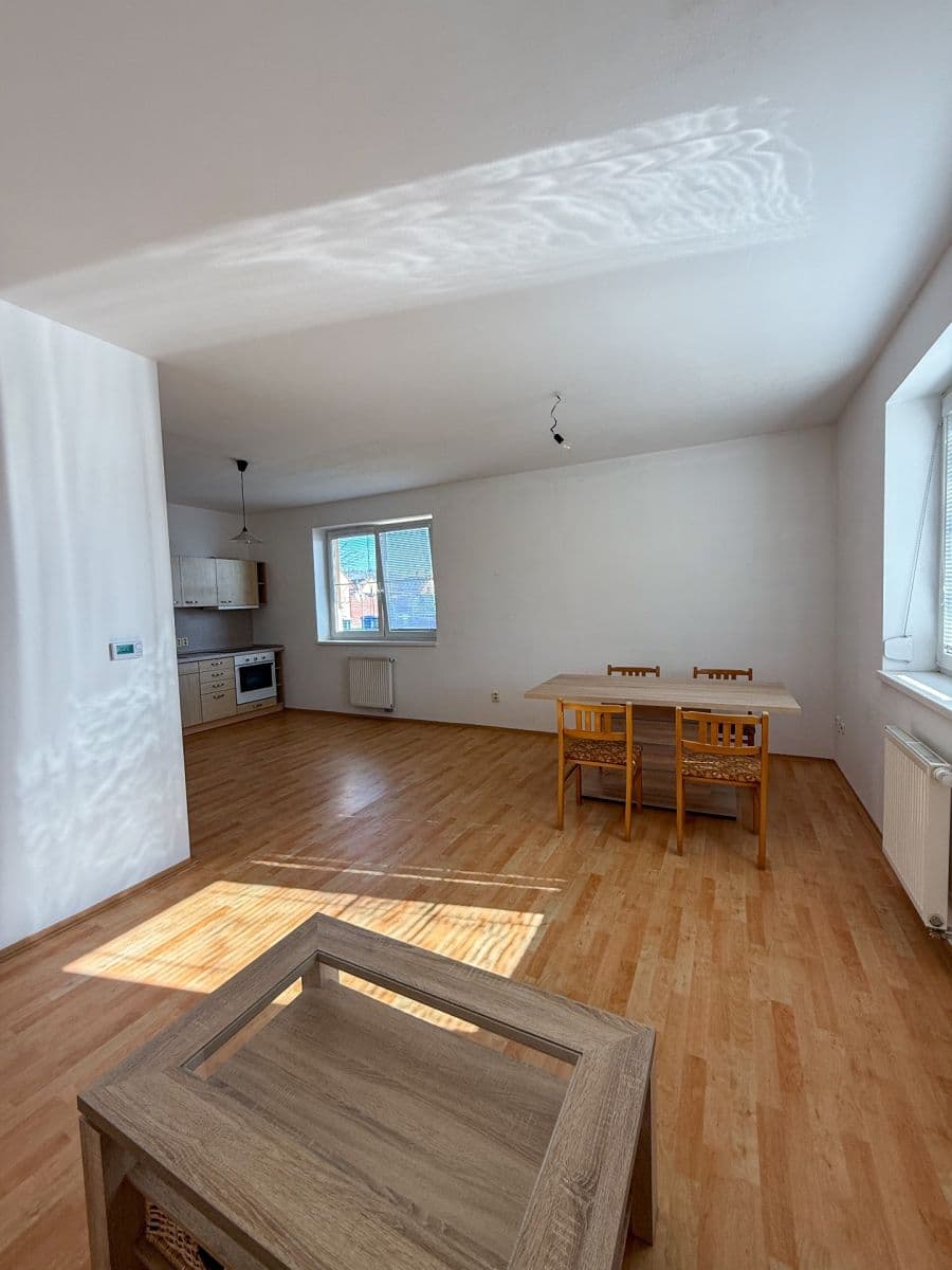 Predaj bytu 2-izbový 64 m², Dlouhá, Tišnov, Jihomoravský kraj Predaj bytu 2-izbový 64 m², Dlouhá, Tišnov, Jihomoravský kraj
