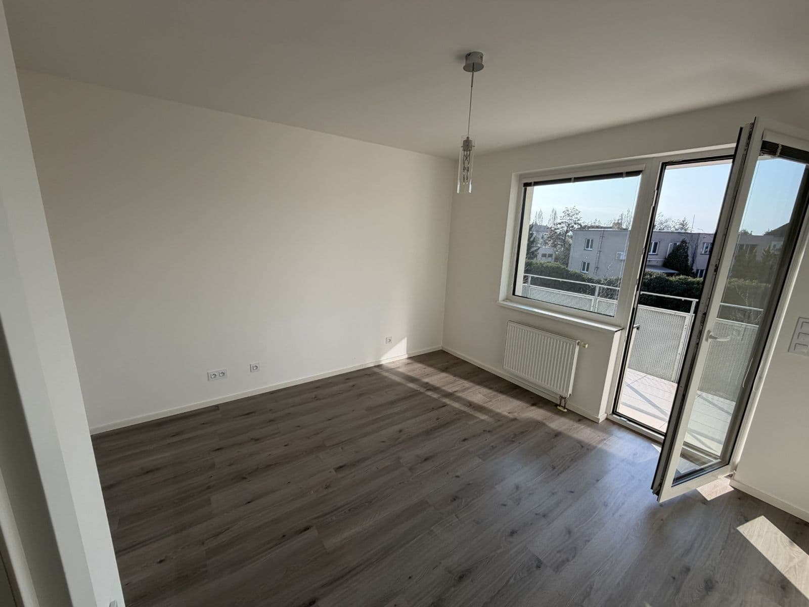 Prenájom bytu 3-izbový 84 m², Zvěřinova, Praha, Praha Prenájom bytu 3-izbový 84 m², Zvěřinova, Praha, Praha