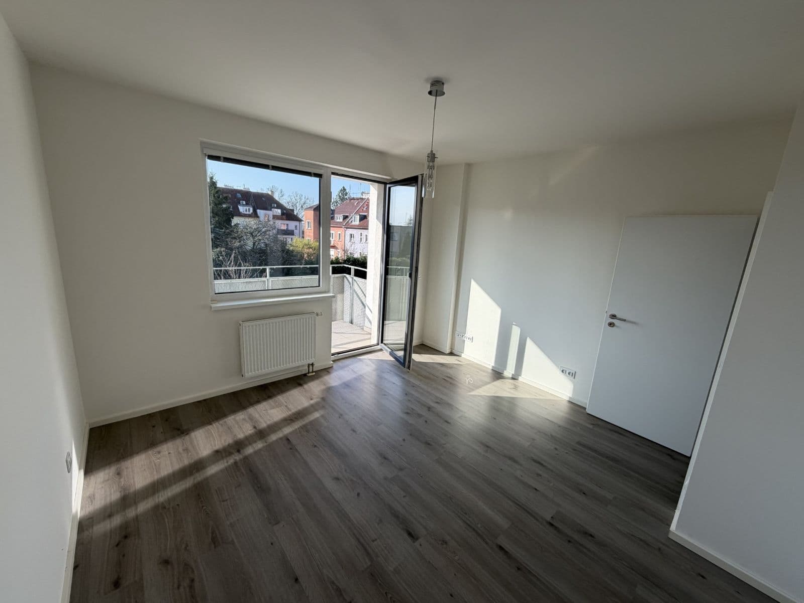 Prenájom bytu 3-izbový 84 m², Zvěřinova, Praha, Praha Prenájom bytu 3-izbový 84 m², Zvěřinova, Praha, Praha