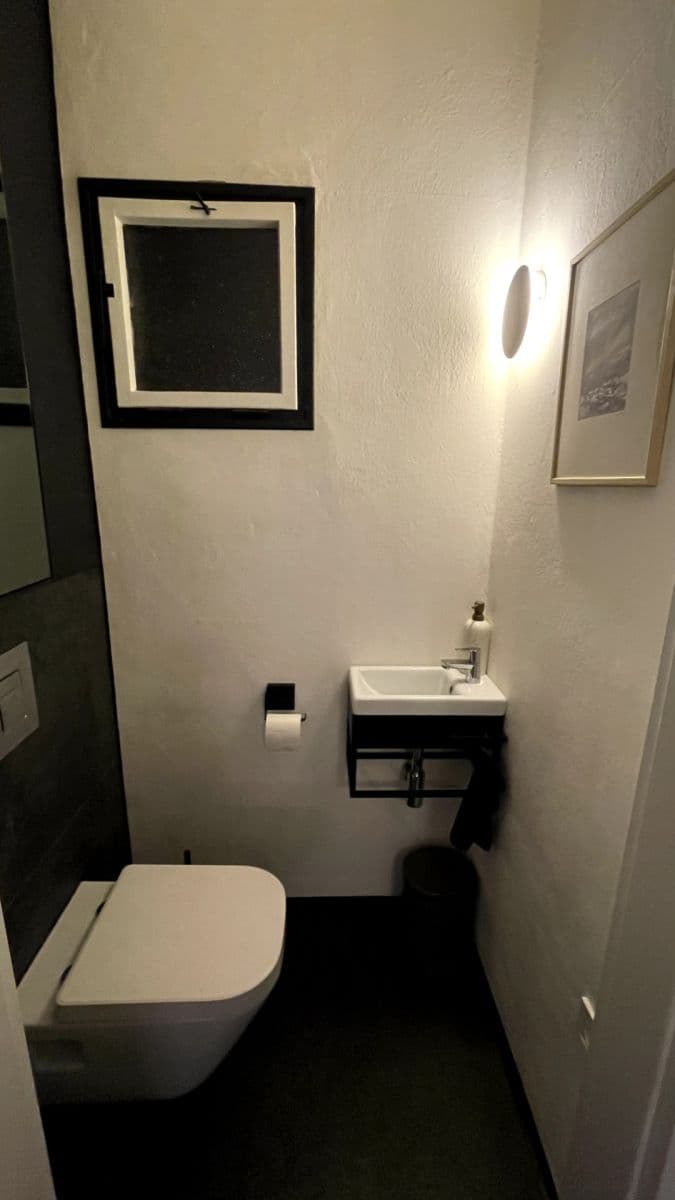 Prenájom bytu 3-izbový 69 m², Schnirchova, Praha, Praha Prenájom bytu 3-izbový 69 m², Schnirchova, Praha, Praha