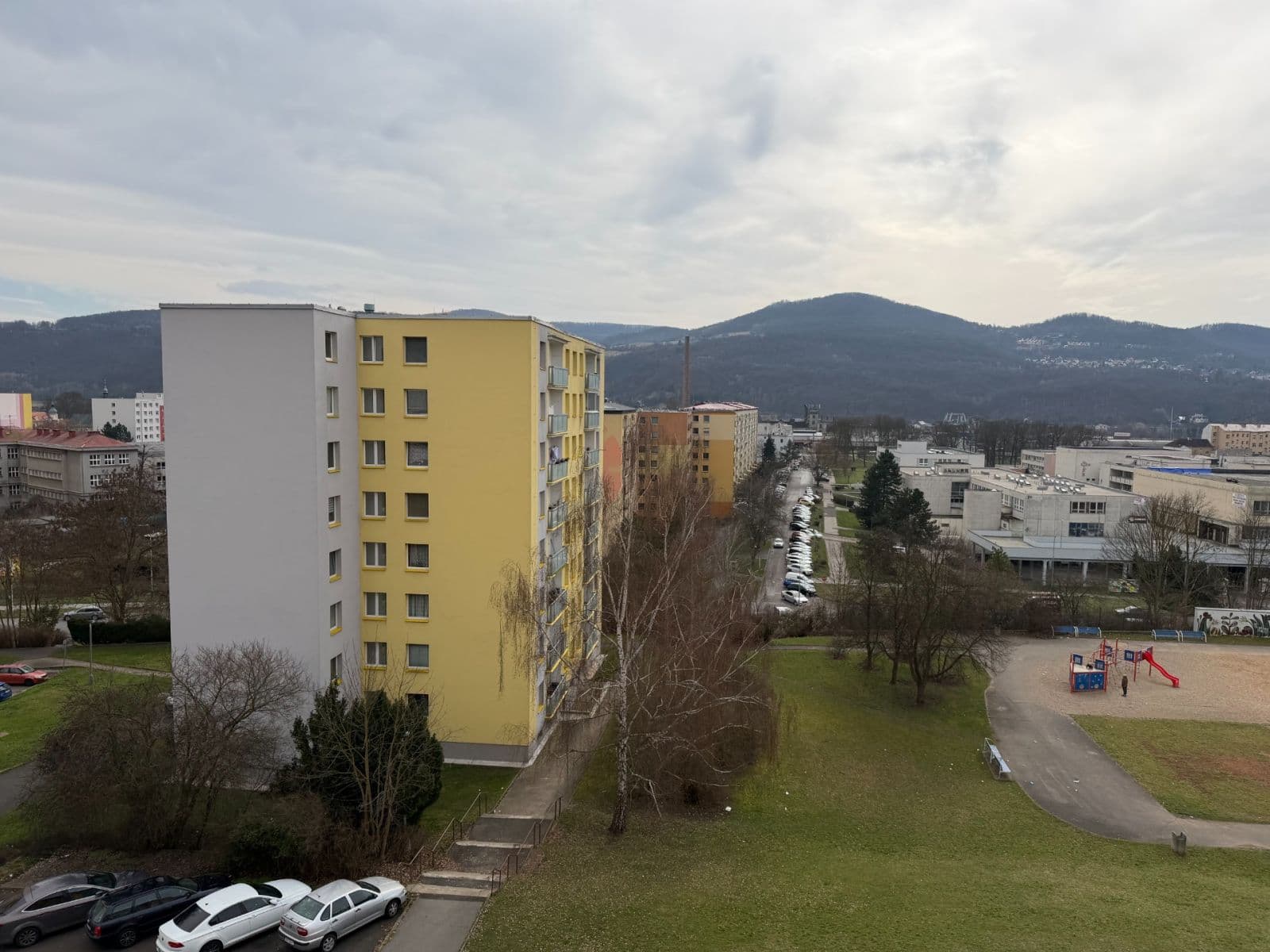 Predaj bytu 1-izbový 47 m², Žežická, Ústí nad Labem, Ústecký kraj Predaj bytu 1-izbový 47 m², Žežická, Ústí nad Labem, Ústecký kraj