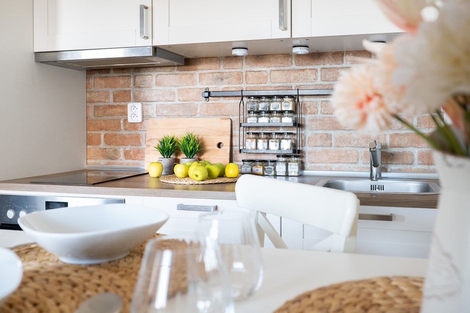 Predaj bytu 1-izbový 37 m², Roztocká, Úholičky, Středočeský kraj Predaj bytu 1-izbový 37 m², Roztocká, Úholičky, Středočeský kraj