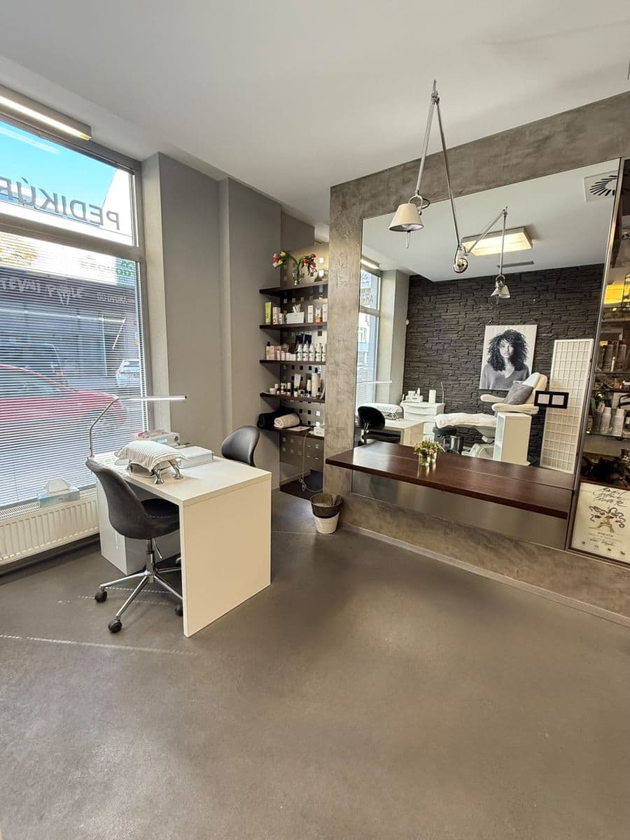 Prenájom nebytového priestoru 25 m², Tusarova, Praha, Praha Prenájom nebytového priestoru 25 m², Tusarova, Praha, Praha