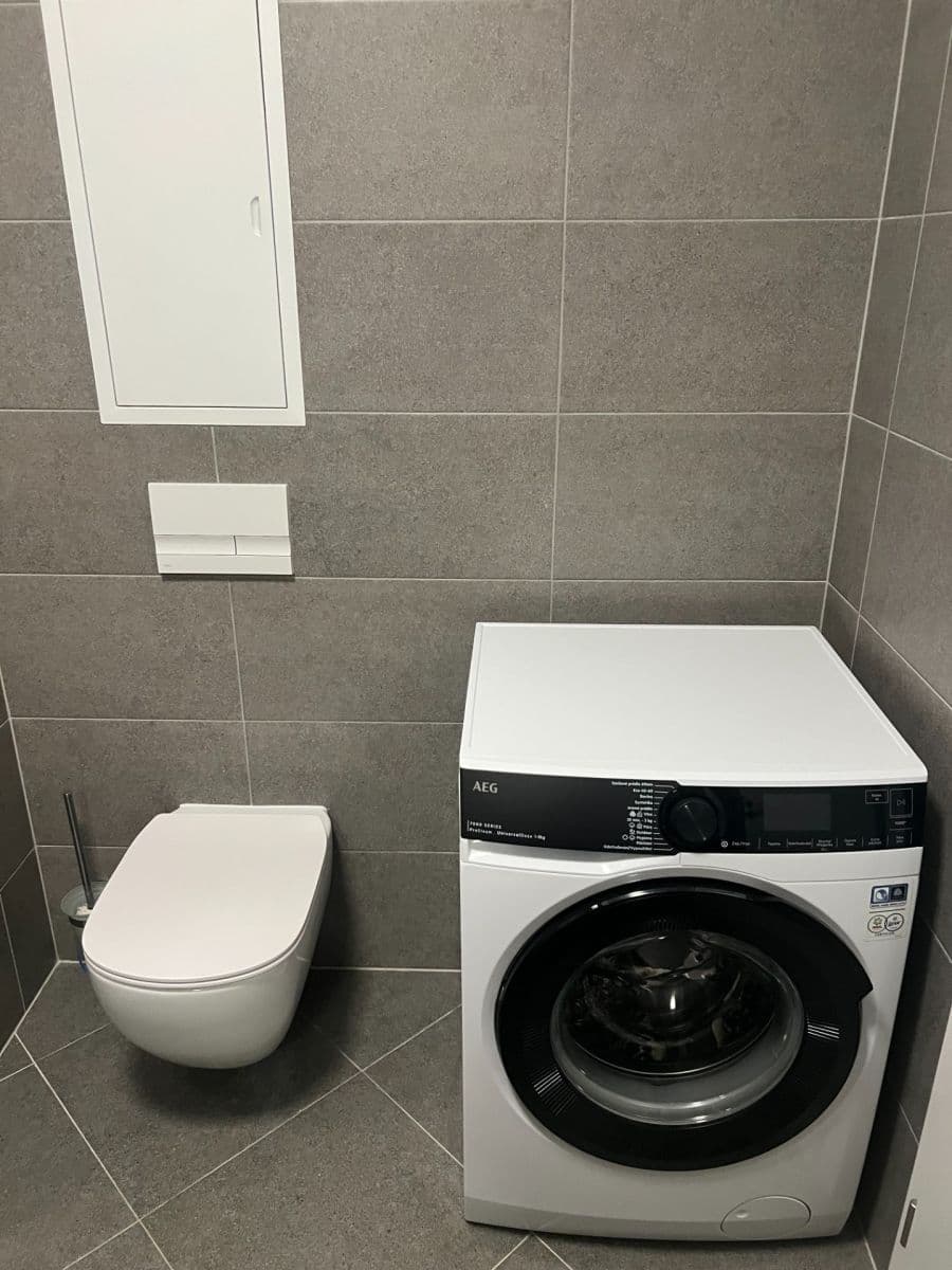 Prenájom bytu 2-izbový 51 m², Gollové, Praha, Praha Prenájom bytu 2-izbový 51 m², Gollové, Praha, Praha