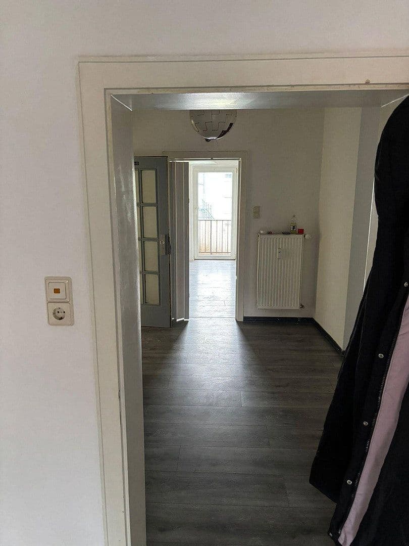 Prenájom bytu 3-izbový 83 m², Dankelsbachstr 41, Pirmasens, Porýnie-Falcko Prenájom bytu 3-izbový 83 m², Dankelsbachstr 41, Pirmasens, Porýnie-Falcko