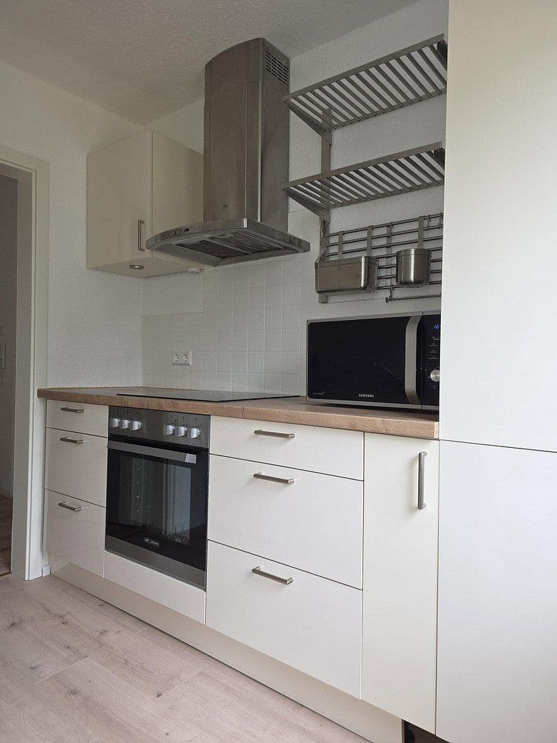 Prenájom bytu 15 m², Kußmaulstraße 62, Karlsruhe, Bádensko-Wurttembersko Prenájom bytu 15 m², Kußmaulstraße 62, Karlsruhe, Bádensko-Wurttembersko