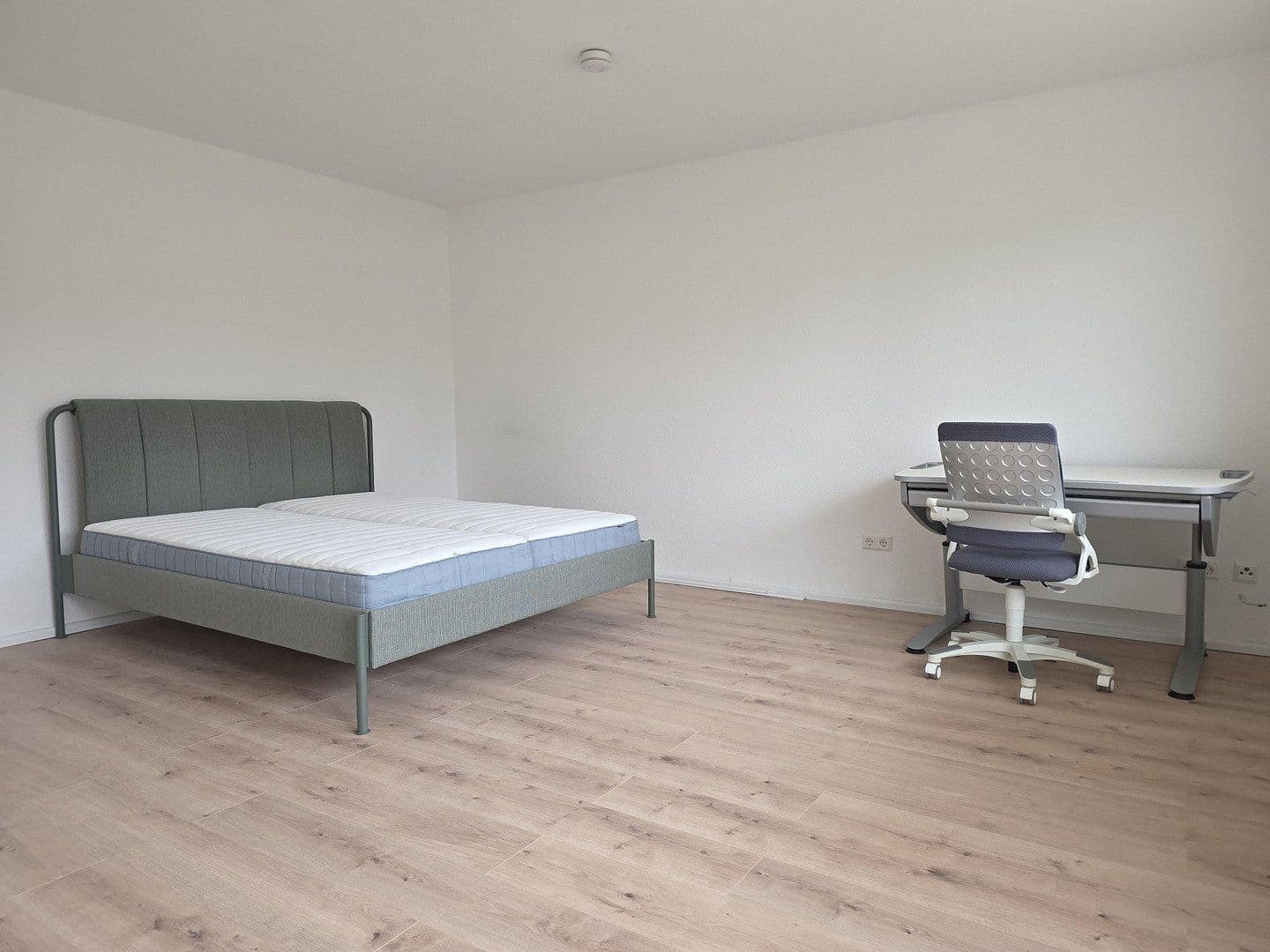 Prenájom bytu 15 m², Kußmaulstraße 62, Karlsruhe, Bádensko-Wurttembersko Prenájom bytu 15 m², Kußmaulstraße 62, Karlsruhe, Bádensko-Wurttembersko