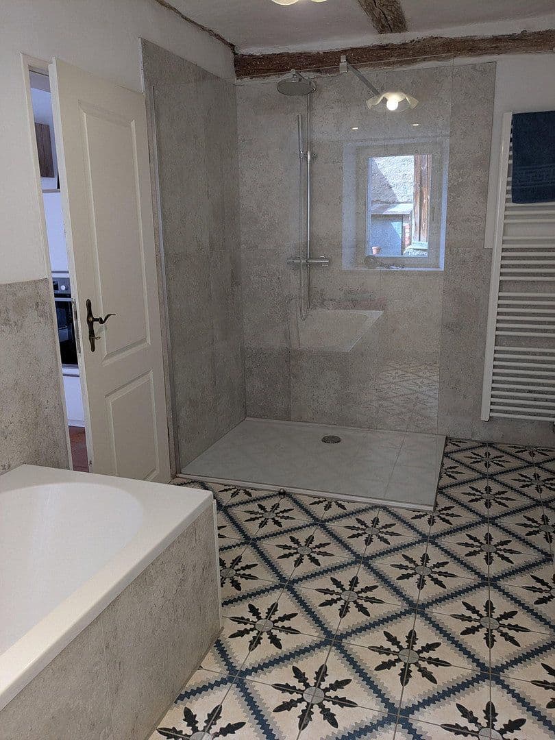 Predaj domu 180 m², pozemek 4.000 m², Wilhermsdorf, Bavorsko Predaj domu 180 m², pozemek 4.000 m², Wilhermsdorf, Bavorsko