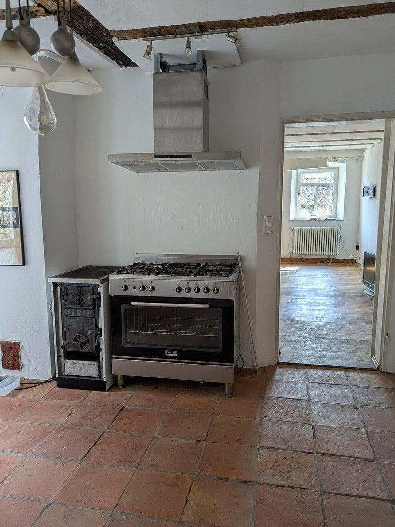 Predaj domu 180 m², pozemek 4.000 m², Wilhermsdorf, Bavorsko Predaj domu 180 m², pozemek 4.000 m², Wilhermsdorf, Bavorsko