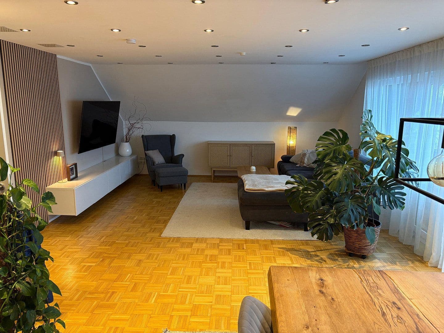 Prenájom bytu 3-izbový 100 m², Kapellenstr. 4, Hagen, Severné Porýnie - Westfálsko Prenájom bytu 3-izbový 100 m², Kapellenstr. 4, Hagen, Severné Porýnie - Westfálsko