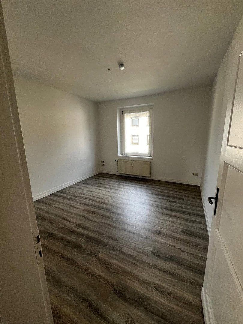 Prenájom bytu 1-izbový 35 m², Reinarzstr. 39, Krefeld, Severné Porýnie - Westfálsko Prenájom bytu 1-izbový 35 m², Reinarzstr. 39, Krefeld, Severné Porýnie - Westfálsko