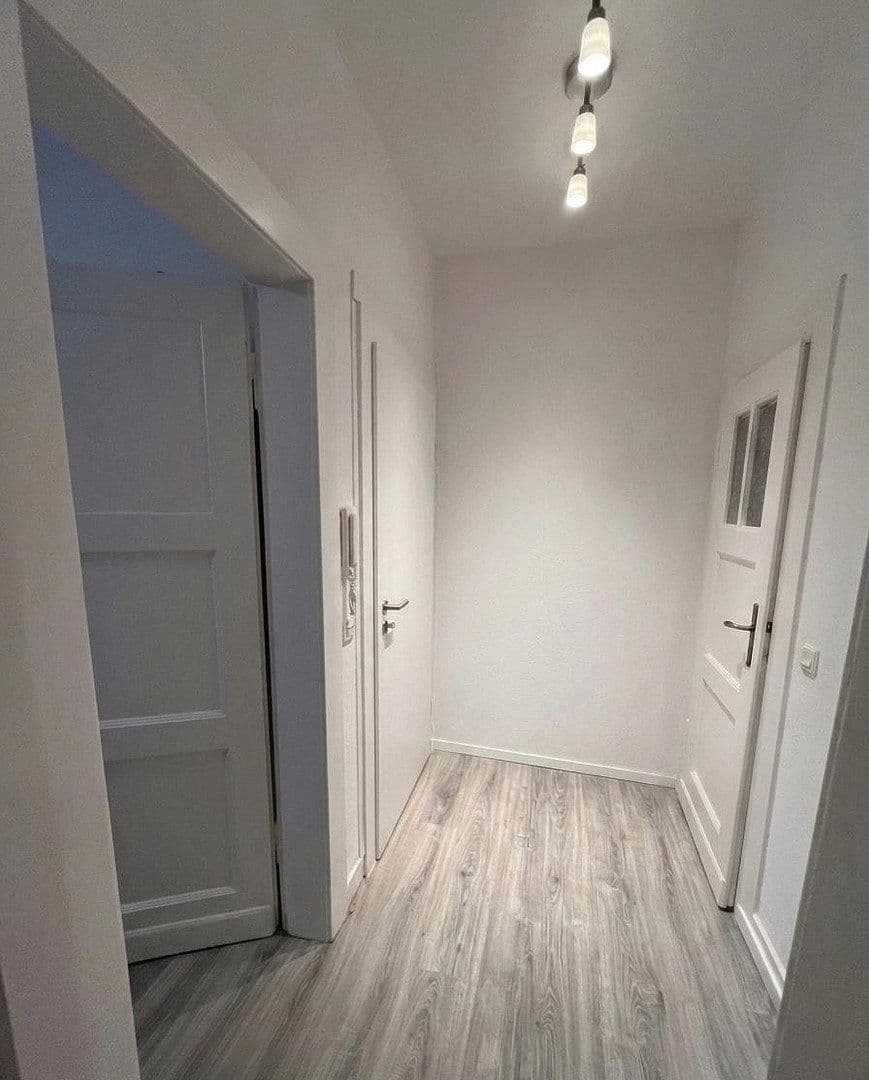 Prenájom bytu 1-izbový 35 m², Reinarzstr. 39, Krefeld, Severné Porýnie - Westfálsko Prenájom bytu 1-izbový 35 m², Reinarzstr. 39, Krefeld, Severné Porýnie - Westfálsko