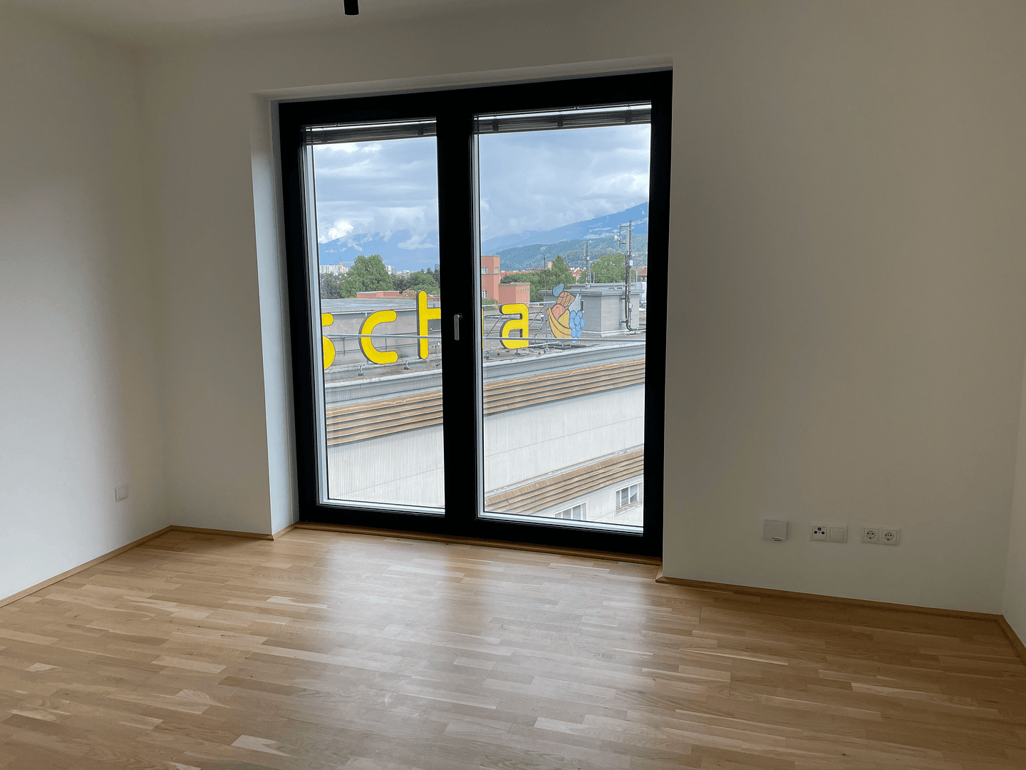 Prenájom bytu 4-izbový 83 m², Amraser Str. 4, Innsbruck, Tirolsko Prenájom bytu 4-izbový 83 m², Amraser Str. 4, Innsbruck, Tirolsko