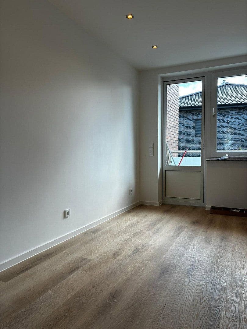 Prenájom bytu 3-izbový 67 m², Hannover, Dolné Sasko Prenájom bytu 3-izbový 67 m², Hannover, Dolné Sasko