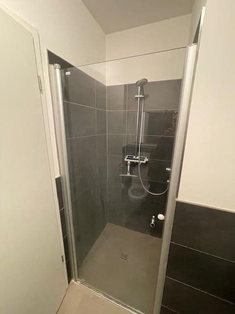 Prenájom bytu 1-izbový 51 m², Fuchstanzstr. 30, Frankfurt, Hesensko Prenájom bytu 1-izbový 51 m², Fuchstanzstr. 30, Frankfurt, Hesensko