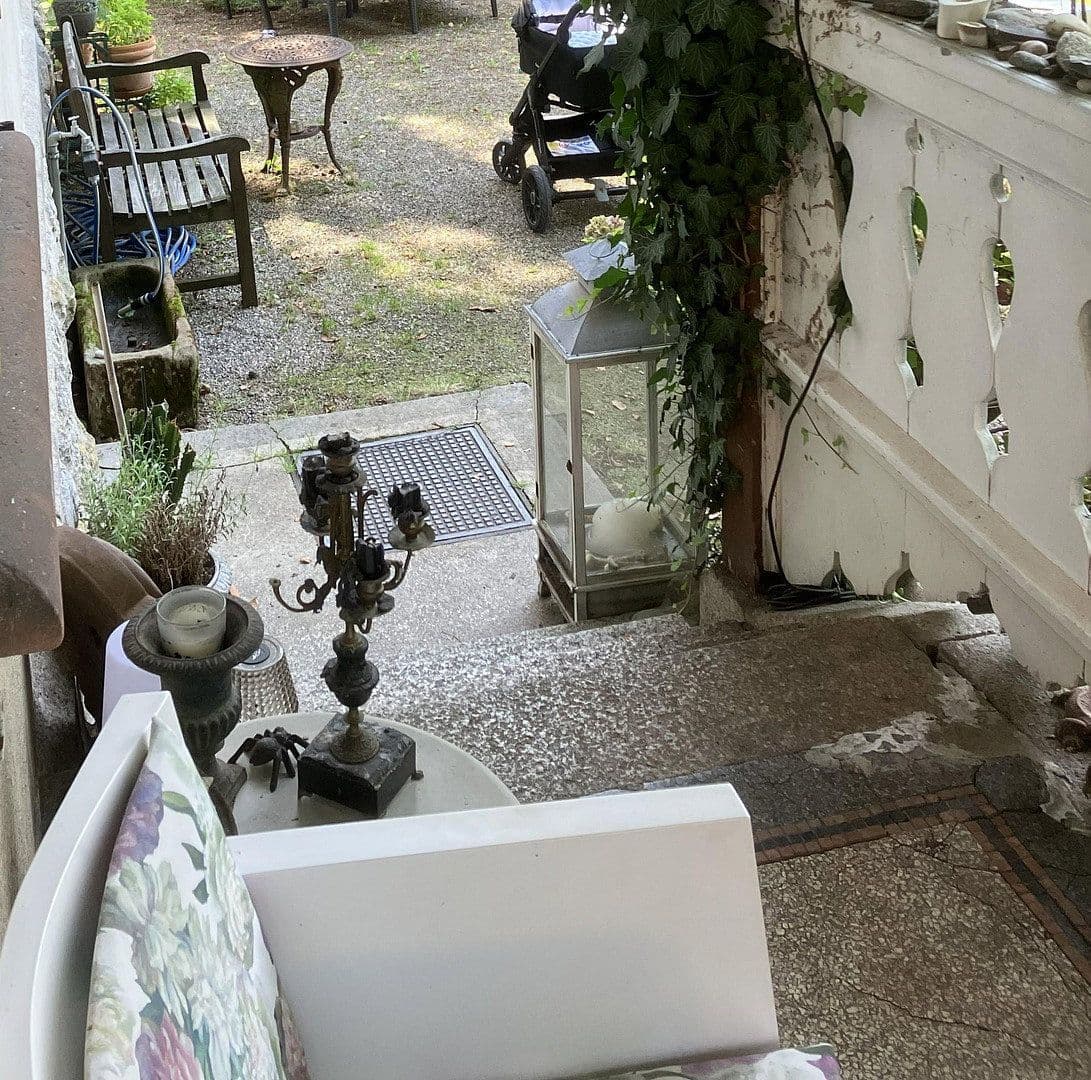 Predaj domu 300 m², pozemek 1.891 m², Lauchringen, Bádensko-Wurttembersko Predaj domu 300 m², pozemek 1.891 m², Lauchringen, Bádensko-Wurttembersko