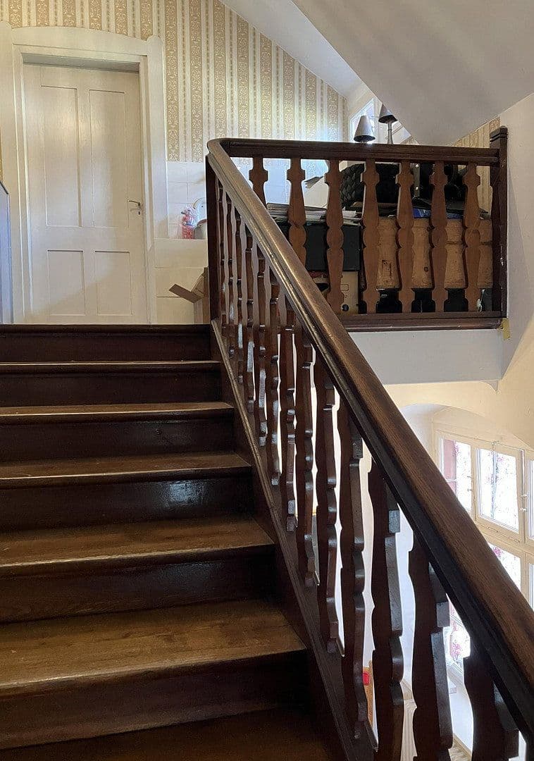 Predaj domu 300 m², pozemek 1.891 m², Lauchringen, Bádensko-Wurttembersko Predaj domu 300 m², pozemek 1.891 m², Lauchringen, Bádensko-Wurttembersko