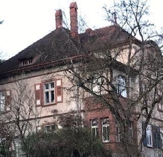 Predaj domu 300 m², pozemek 1.891 m², Lauchringen, Bádensko-Wurttembersko Predaj domu 300 m², pozemek 1.891 m², Lauchringen, Bádensko-Wurttembersko