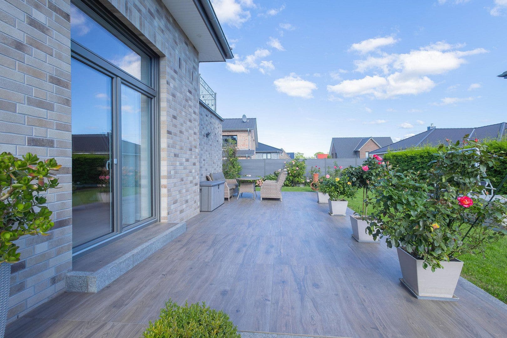 Predaj domu 239 m², pozemek 633 m², Laboe, Šlezvicko-Holštajnsko Predaj domu 239 m², pozemek 633 m², Laboe, Šlezvicko-Holštajnsko