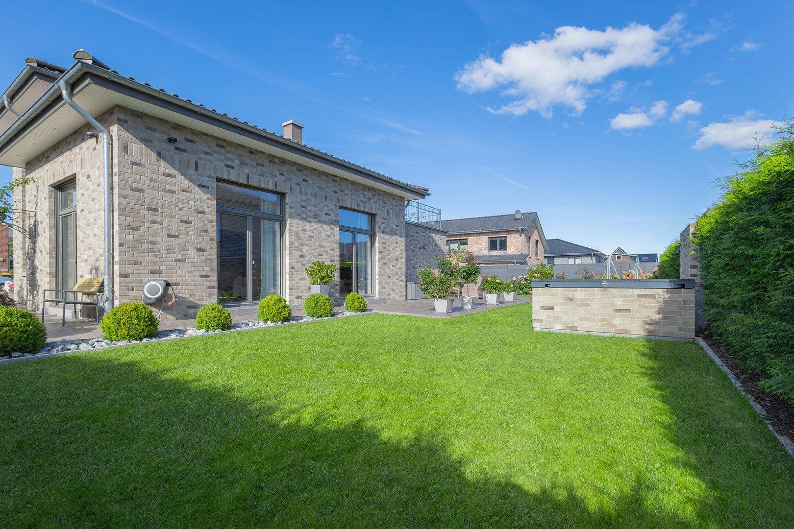 Predaj domu 239 m², pozemek 633 m², Laboe, Šlezvicko-Holštajnsko Predaj domu 239 m², pozemek 633 m², Laboe, Šlezvicko-Holštajnsko