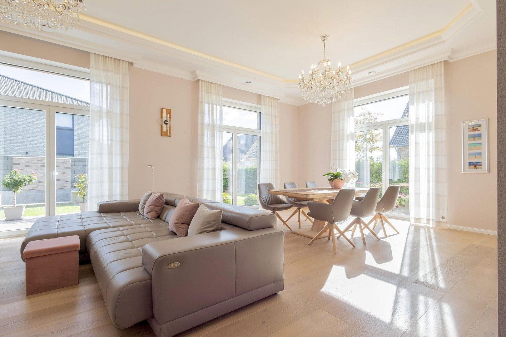 Predaj domu 239 m², pozemek 633 m², Laboe, Šlezvicko-Holštajnsko Predaj domu 239 m², pozemek 633 m², Laboe, Šlezvicko-Holštajnsko