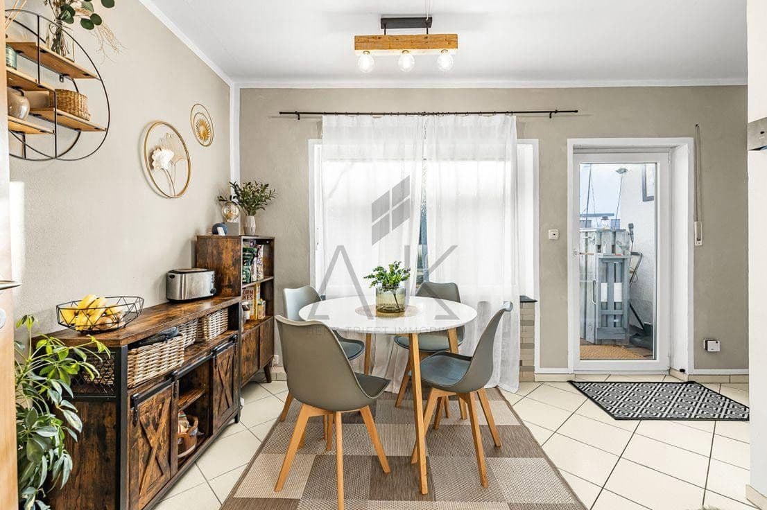 Predaj domu 140 m², pozemek 425 m², Lachenmeyrstraße 6, München, Bavorsko Predaj domu 140 m², pozemek 425 m², Lachenmeyrstraße 6, München, Bavorsko