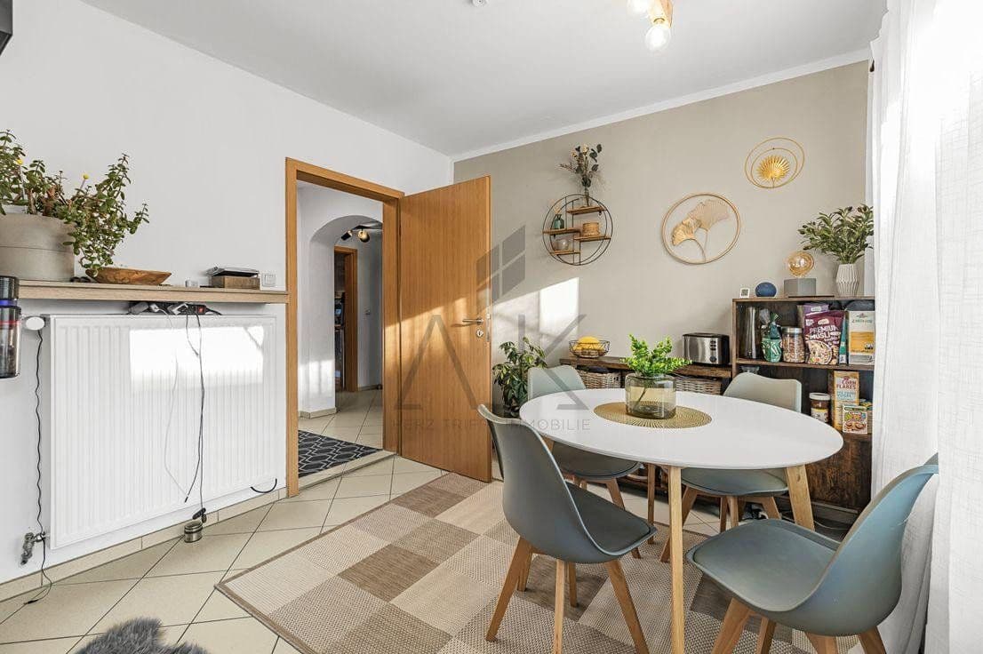 Predaj domu 140 m², pozemek 425 m², Lachenmeyrstraße 6, München, Bavorsko Predaj domu 140 m², pozemek 425 m², Lachenmeyrstraße 6, München, Bavorsko