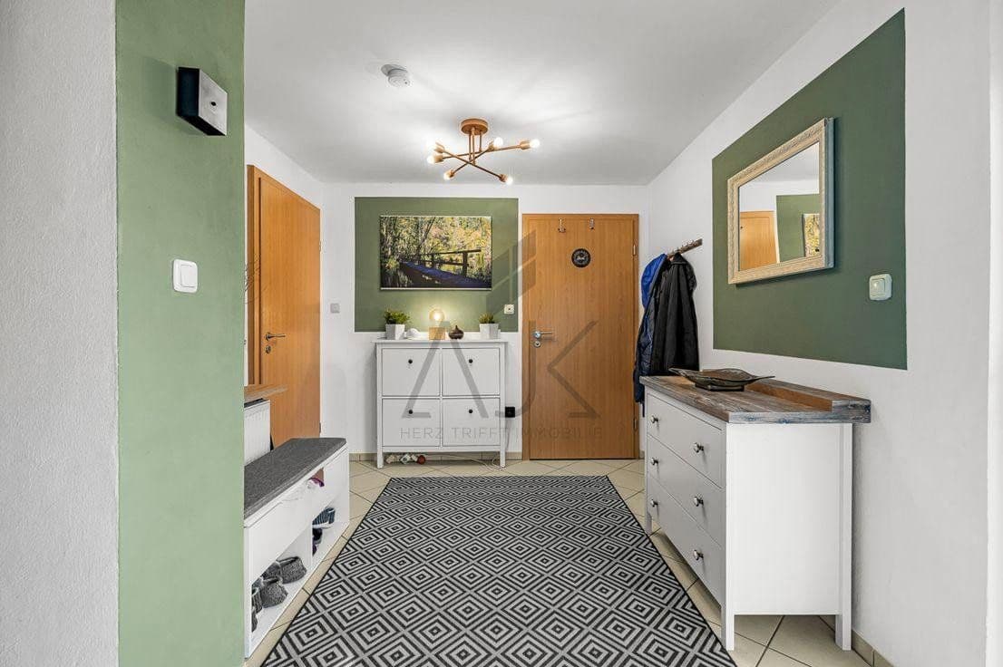 Predaj domu 140 m², pozemek 425 m², Lachenmeyrstraße 6, München, Bavorsko Predaj domu 140 m², pozemek 425 m², Lachenmeyrstraße 6, München, Bavorsko