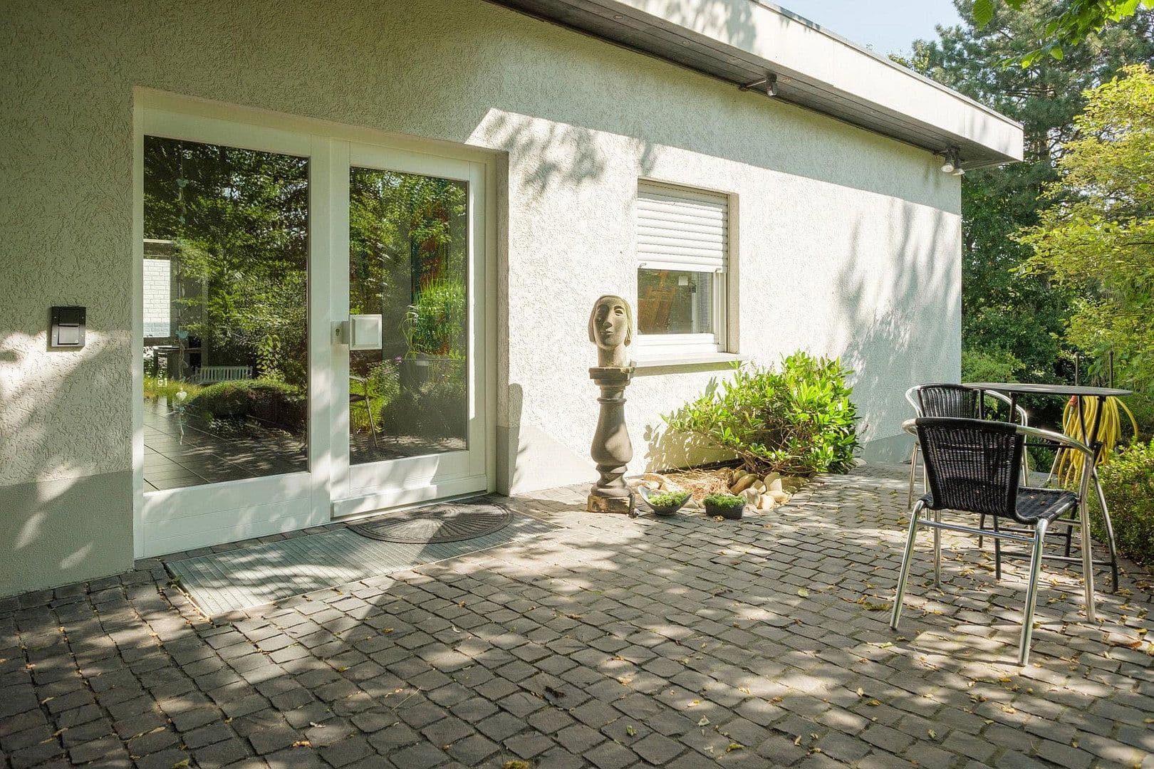 Predaj domu 228 m², pozemek 1.435 m², Ingelheim am Rhein, Porýnie-Falcko Predaj domu 228 m², pozemek 1.435 m², Ingelheim am Rhein, Porýnie-Falcko