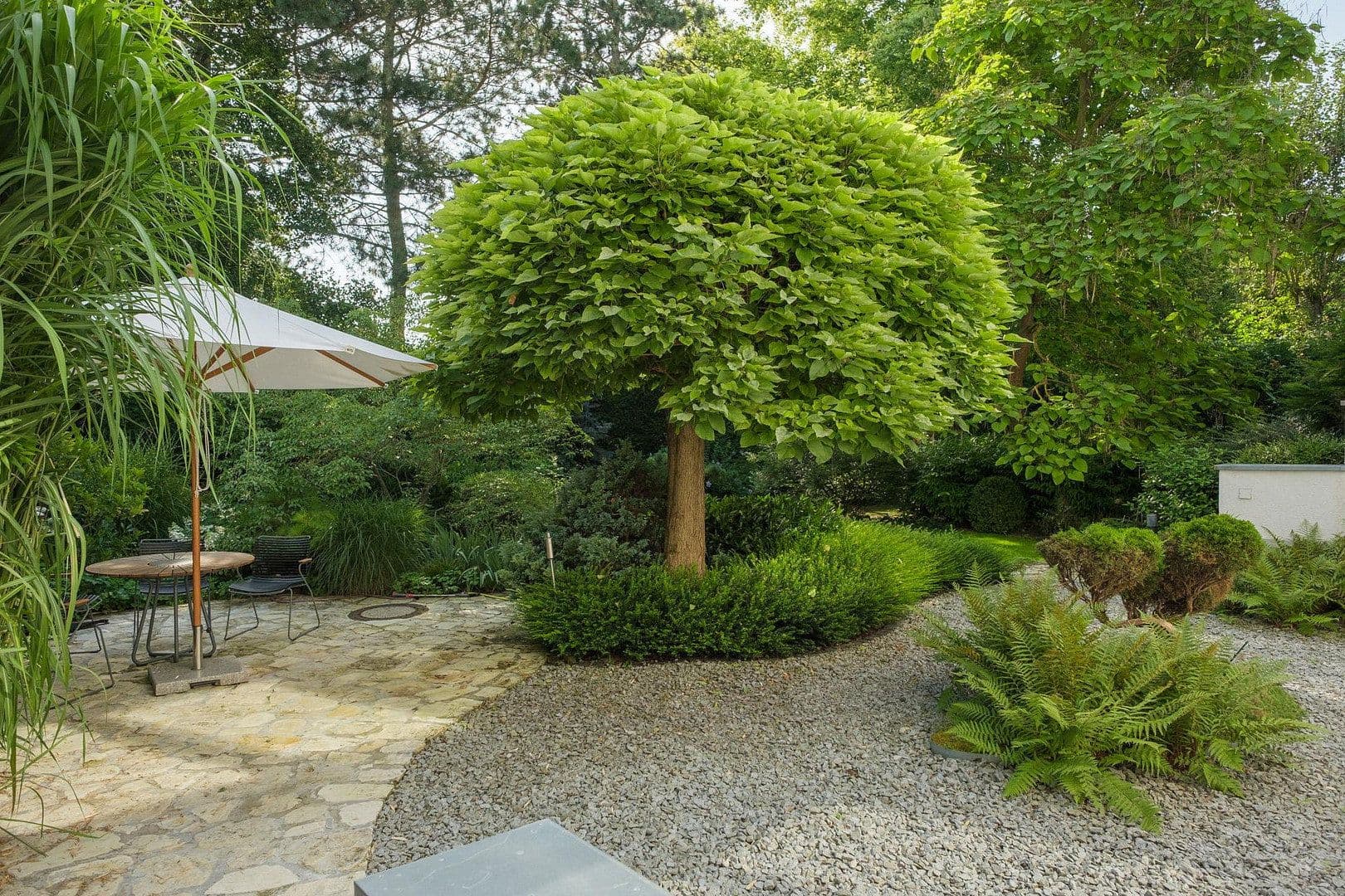 Predaj domu 228 m², pozemek 1.435 m², Ingelheim am Rhein, Porýnie-Falcko Predaj domu 228 m², pozemek 1.435 m², Ingelheim am Rhein, Porýnie-Falcko