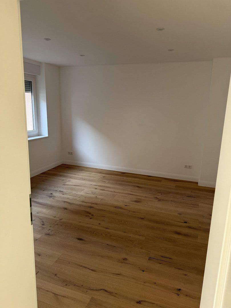 Prenájom bytu 3-izbový 73 m², Bussenstraße 58, Stuttgart, Bádensko-Wurttembersko Prenájom bytu 3-izbový 73 m², Bussenstraße 58, Stuttgart, Bádensko-Wurttembersko