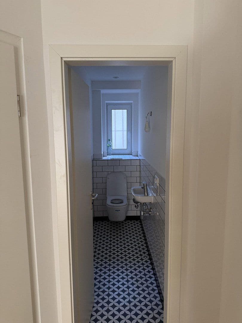 Prenájom bytu 3-izbový 73 m², Bussenstraße 58, Stuttgart, Bádensko-Wurttembersko Prenájom bytu 3-izbový 73 m², Bussenstraße 58, Stuttgart, Bádensko-Wurttembersko