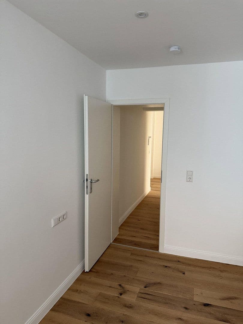 Prenájom bytu 3-izbový 73 m², Bussenstraße 58, Stuttgart, Bádensko-Wurttembersko Prenájom bytu 3-izbový 73 m², Bussenstraße 58, Stuttgart, Bádensko-Wurttembersko