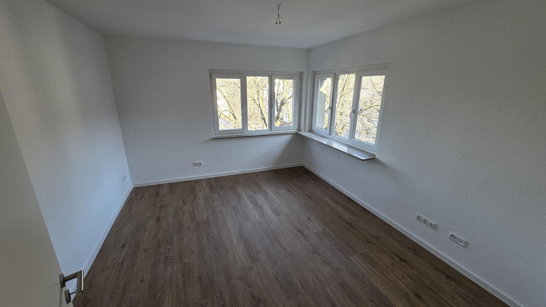 Prenájom bytu 3-izbový 70 m², Emilienstraße 54, Siegen, Severné Porýnie - Westfálsko Prenájom bytu 3-izbový 70 m², Emilienstraße 54, Siegen, Severné Porýnie - Westfálsko
