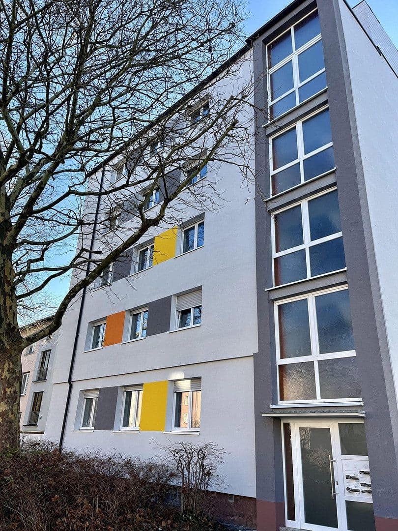 Prenájom bytu 5-izbový 107 m², Pariser Straße 163, Kaiserslautern, Porýnie-Falcko Prenájom bytu 5-izbový 107 m², Pariser Straße 163, Kaiserslautern, Porýnie-Falcko