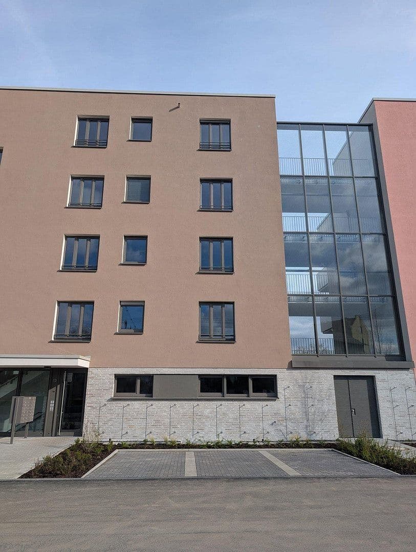 Prenájom bytu 3-izbový 87 m², Hannelore-Hermann-Straße 13, Koblenz, Porýnie-Falcko Prenájom bytu 3-izbový 87 m², Hannelore-Hermann-Straße 13, Koblenz, Porýnie-Falcko