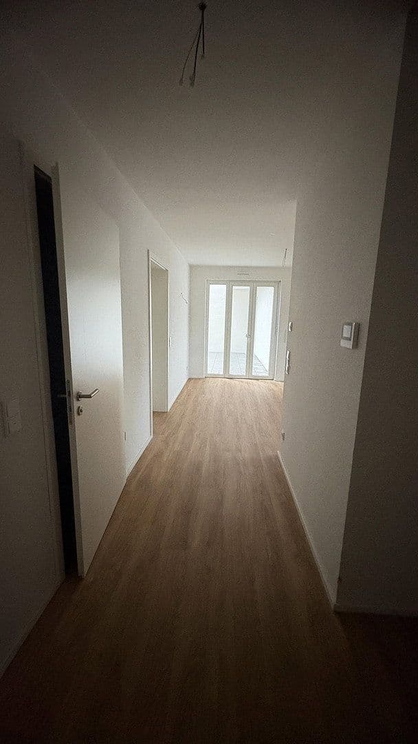 Prenájom bytu 3-izbový 87 m², Hannelore-Hermann-Straße 13, Koblenz, Porýnie-Falcko Prenájom bytu 3-izbový 87 m², Hannelore-Hermann-Straße 13, Koblenz, Porýnie-Falcko
