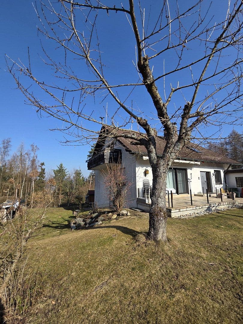 Predaj domu 224 m², pozemek 3.300 m², Arzberg, Bavorsko Predaj domu 224 m², pozemek 3.300 m², Arzberg, Bavorsko