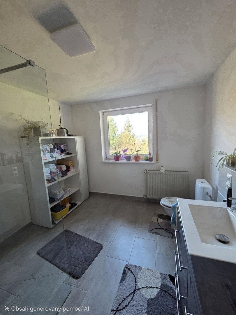 Predaj domu 224 m², pozemek 3.300 m², Arzberg, Bavorsko Predaj domu 224 m², pozemek 3.300 m², Arzberg, Bavorsko