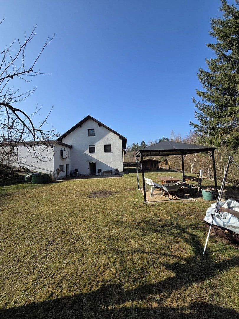 Predaj domu 224 m², pozemek 3.300 m², Arzberg, Bavorsko Predaj domu 224 m², pozemek 3.300 m², Arzberg, Bavorsko