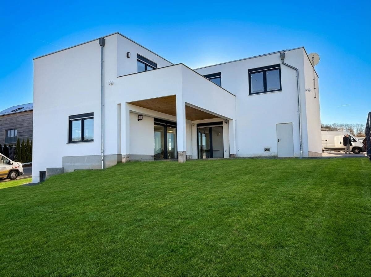 Prenájom domu 283 m², pozemek 657 m², Kassel, Hesensko Prenájom domu 283 m², pozemek 657 m², Kassel, Hesensko