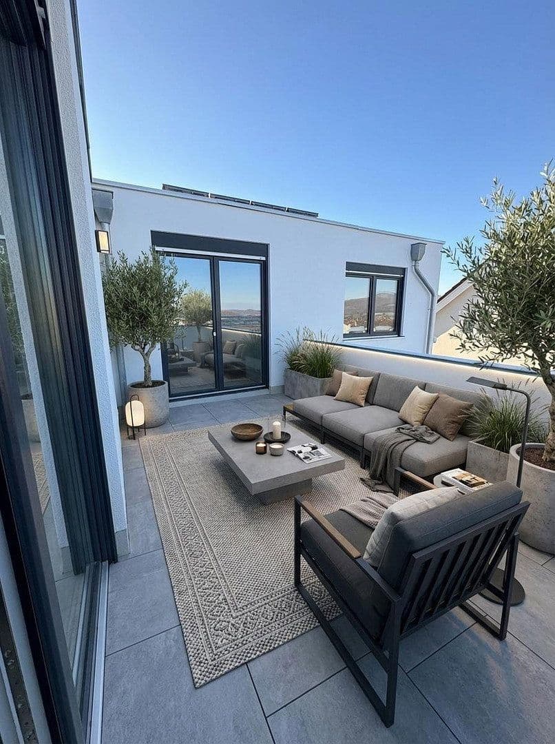 Prenájom domu 283 m², pozemek 657 m², Kassel, Hesensko Prenájom domu 283 m², pozemek 657 m², Kassel, Hesensko