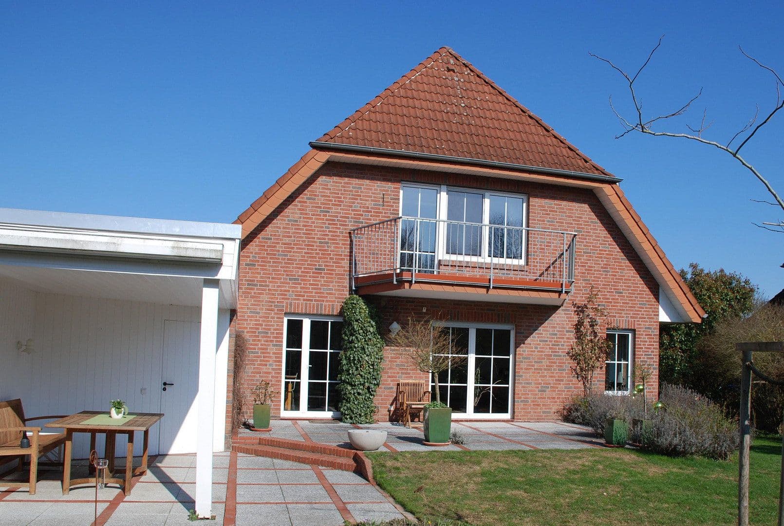 Predaj domu 197 m², pozemek 1.534 m², Bad Münder am Deister, Dolné Sasko Predaj domu 197 m², pozemek 1.534 m², Bad Münder am Deister, Dolné Sasko