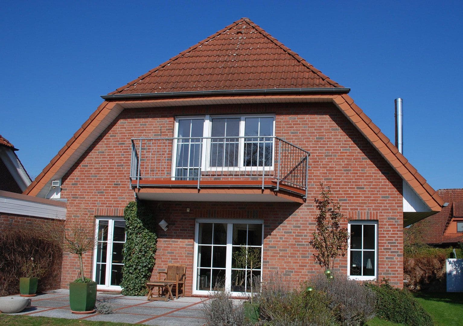 Predaj domu 197 m², pozemek 1.534 m², Bad Münder am Deister, Dolné Sasko Predaj domu 197 m², pozemek 1.534 m², Bad Münder am Deister, Dolné Sasko