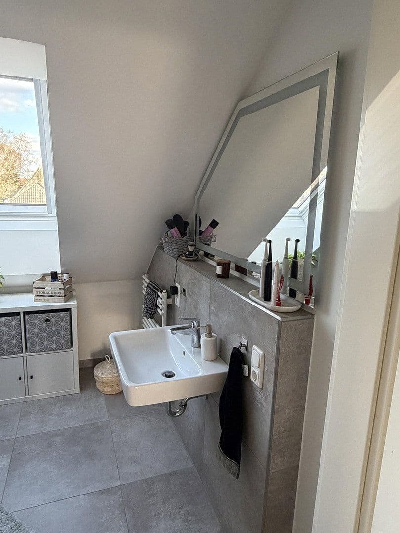 Prenájom bytu 3-izbový 66 m², Heideweg 7, Scheeßel, Dolné Sasko Prenájom bytu 3-izbový 66 m², Heideweg 7, Scheeßel, Dolné Sasko