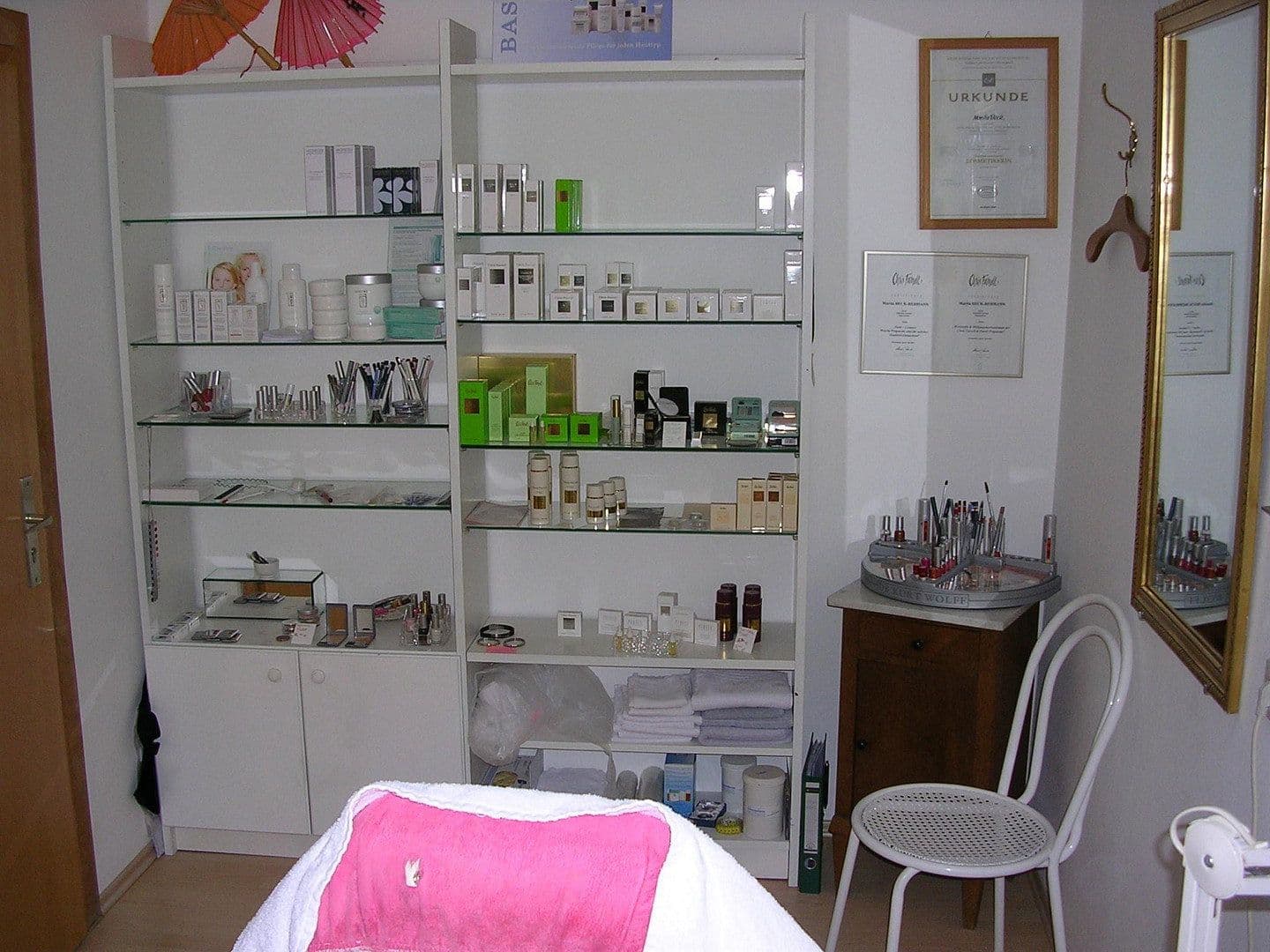 Prenájom kancelárie 46 m², Kasernengässle 5, Rottenburg am Neckar, Bádensko-Wurttembersko Prenájom kancelárie 46 m², Kasernengässle 5, Rottenburg am Neckar, Bádensko-Wurttembersko